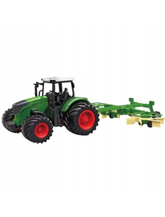 Traktor Z Zgrabiarką...